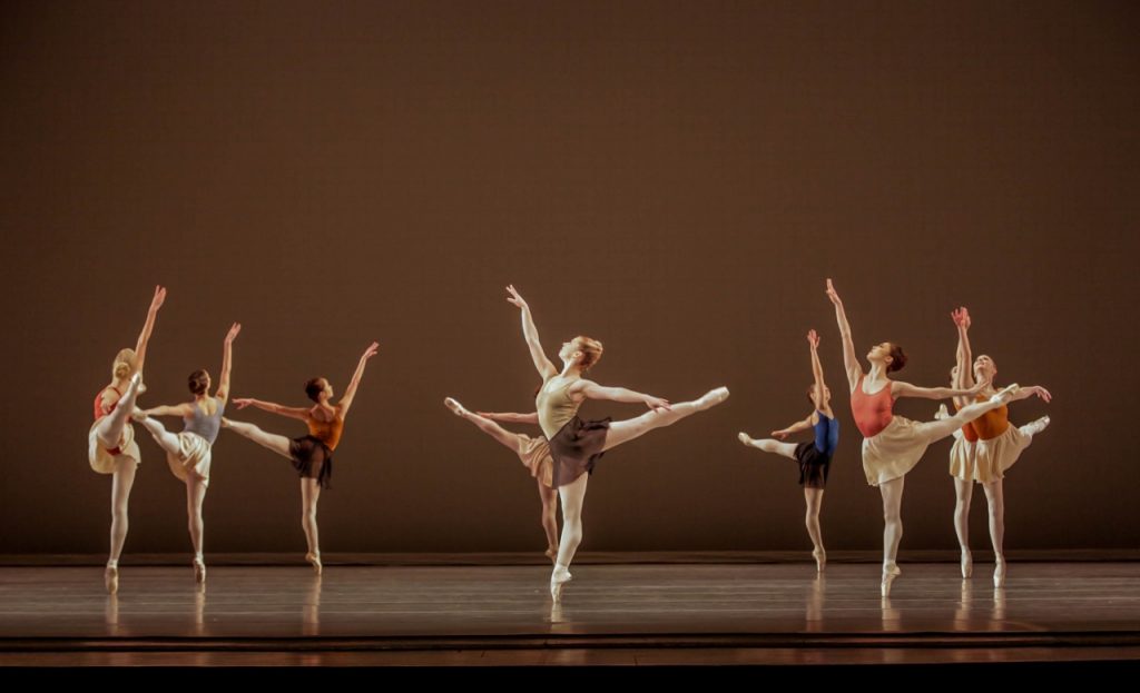 Chicago Dance Review Modern Masters Joffrey Ballet At The Auditorium