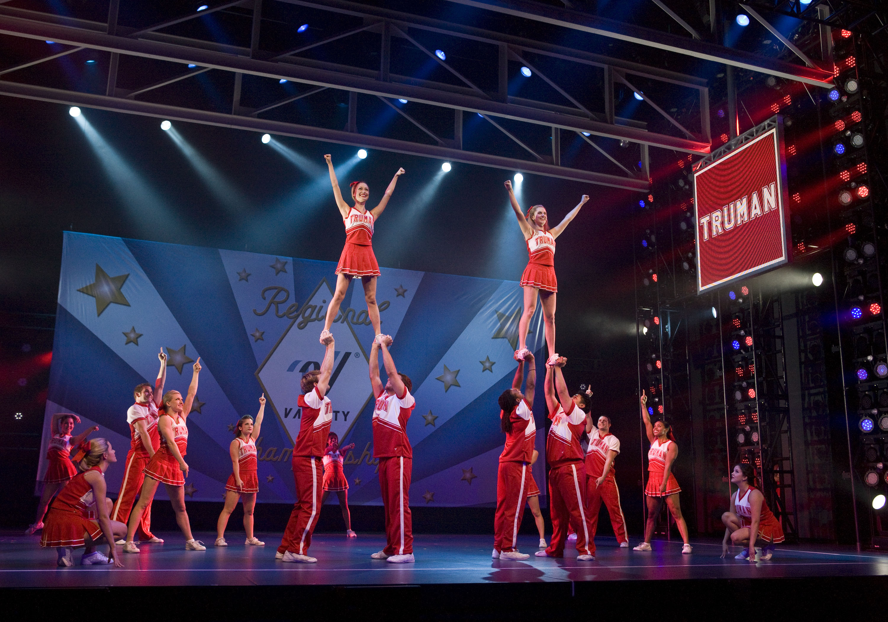 LA/National Tour Theater Review BRING IT ON THE MUSICAL (Ahmanson