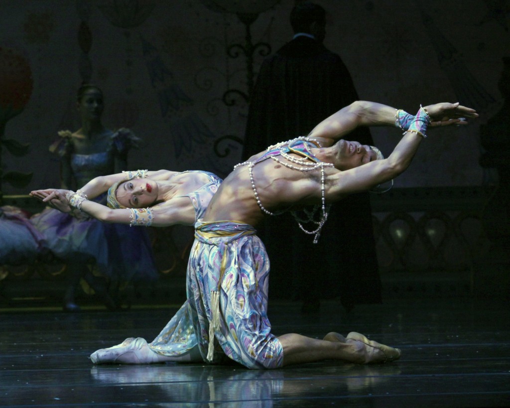 Los Angeles/Chicago Dance Review: THE NUTCRACKER (Joffrey Ballet At The ...