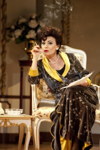 End of the Rainbow --Tracie Bennett as Judy Garland -- Written by Peter Quilter, directed by Tony® Award-winner Terry Johnson -- Belasco Theatre – review by Harvey Perr