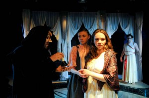 Tony Frankels’ Chicago review of the Duchess of Malfi at Strawdog