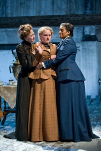 Dan Zeff’s Stage and Cinema Review of Steppenwolf’s THREE SISTERS in Chicago