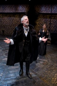 Dan Zeff’s Stage and Cinema review of Writers’ Theatre’s HAMLET in Chicago