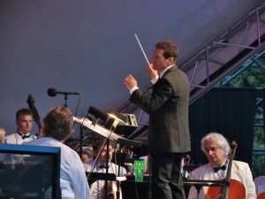 Tony Frankel's Stage and Cinema review of Pasadena POPS and Michael Feinstein.