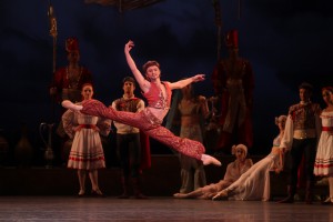 Tony Frankel’s Stage and Cinema LA review of American Ballet Theatre’s Le Corsaire,