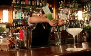 Ella Martin's Stage and Cinema film review of "Hey Bartender"