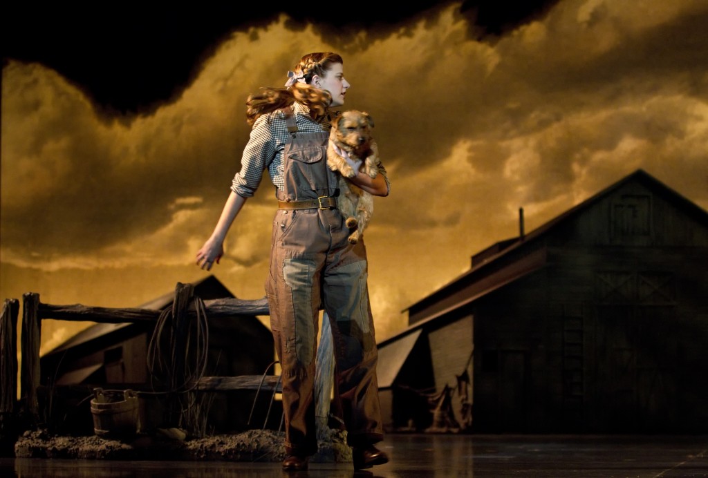 Tony Frankel's Stage and Cinema review of Andrew Lloyd Webber's new production of "The Wizard of Oz" at the Pantages in Hollywood