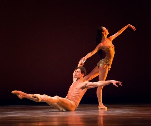 Lawrence Bommer’s Stage and Cinema Chicago review of in The Joffrey Ballet’s RUSSIAN MASTERS.