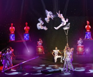 Cirque Shanghai - WARRIORS, Teeterboard