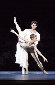 Guillaume Côté and Elena Lobsanova in Romeo and Juliet, National Ballet of Canada