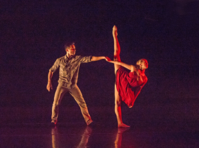 Maiana Sena and Brandon Harneck perform Thodos Ensemble member John Cartwright’s Flawed which debuted July 18-20, 2014 as part of Thodos Dance Chicago’s 14th Annual New Dances series. Photo by Cheryl Mann