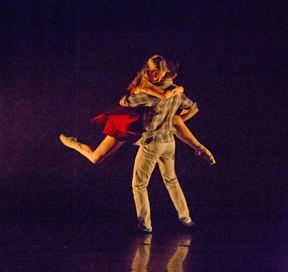 Maiana Sena and Brandon Harneck perform Thodos Ensemble member John Cartwright’s Flawed which debuted July 18-20, 2014 as part of Thodos Dance Chicago’s 14th Annual New Dances series. Photo by Cheryl Mann