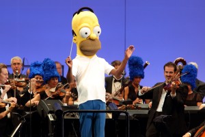 Conductor Thomas Wilkins in SIMPSONS TAKE THE BOWL.