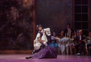 Joanna Wozniak, Lucas Segovia, and the Joffrey Ballet in Christopher Wheeldon's SWAN LAKE - Photo by Cheryl Mann.