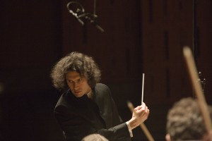 LPO conductor Vladimir Jurowski in rehersal with the orchestra in The Queen Elizabeth Hall, Southbank.(photography by RICHARD CANNON).