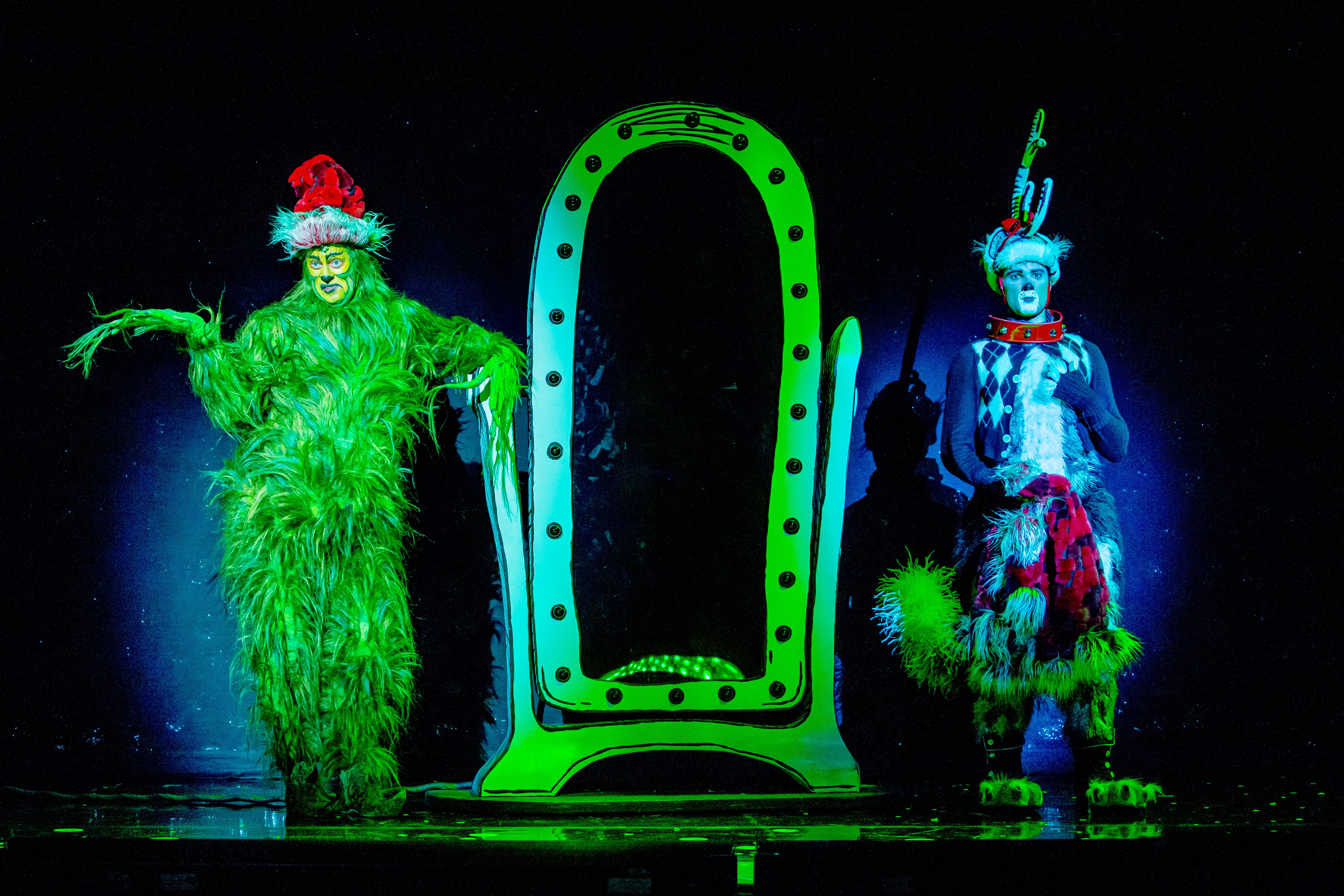 Theater Review DR. SEUSS’ HOW THE GRINCH STOLE CHRISTMAS! THE MUSICAL