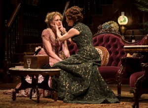 (L to R) Mary Beth Fisher (Birdie Hubbard) and Shannon Cochran (Regina Giddens) in The Little Foxes by Lillian Hellman, directed by Henry Wishcamper at Goodman Theatre (May 2 – June 7, 2015).