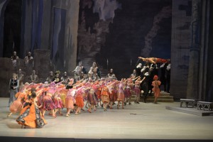 Mariinsky-Ballet-Corps de Ballet-Raymonda-by-Valentin-Baranovsky_6