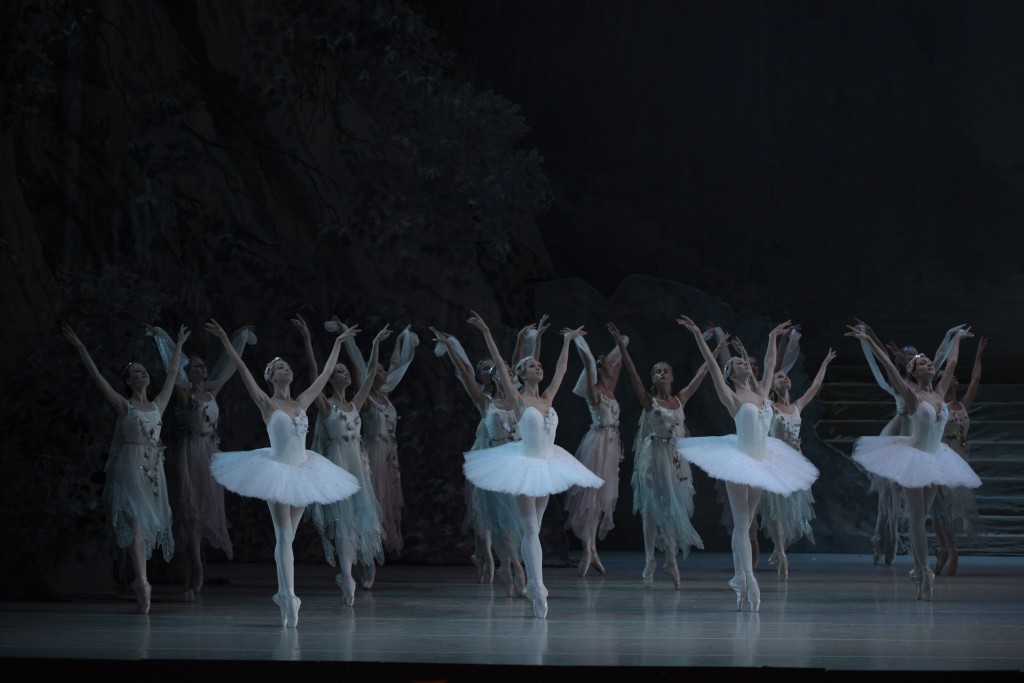 Los Angeles Dance Preview: MARIINSKY BALLET (Raymonda at SCFTA ...