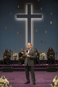 Jacqueline Williams (Congregant), Mary-Margaret Roberts (Choir), ensemble member Tom Irwin (Pastor Paul), Jazelle Morriss (Choir) and Faith Howard (Choir) in Steppenwolf’s production of The Christians, a Chicago premiere by Lucas Hnath, directed by ensemble member K. Todd Freeman. The Christians runs December 1, 2016 – January 29, 2017 in the Downstairs Theatre, 1650 N Halsted St. Tickets ($20-$89) are available at 312-335-1650 and steppenwolf.org. Photo by Michael Brosilow.