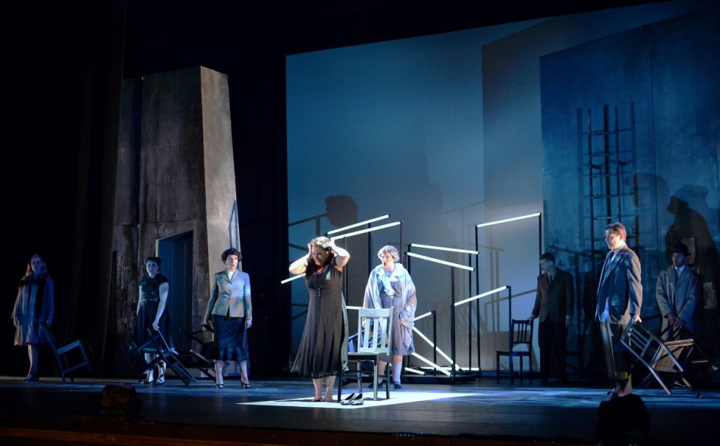 Los Angeles Opera Review: THE CONSUL (Long Beach Opera in Lawndale, The ...