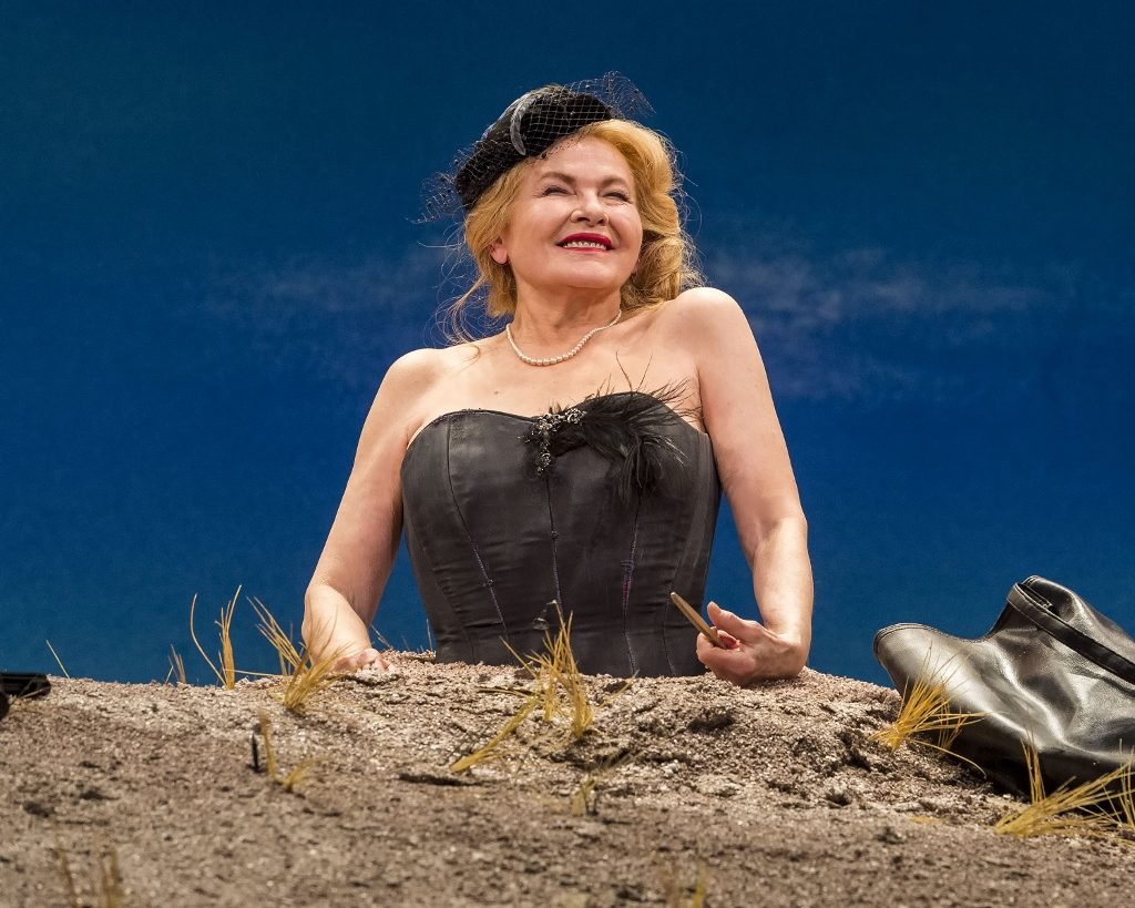 Dianne Wiest in the Yale Repertory Theatre production of Samuel Beckett’s “Happy Days” at the Mark Taper Forum. Directed by James Bundy, “Happy Days” will play at the Taper through June 30, 2019. For tickets and information, please visit CenterTheatreGrou