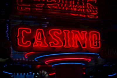 Post image for Extras / Film: DISCOVER THE TOP UK-MADE GAMBLING MOVIES THAT WILL KEEP YOU GLUED TO THE SCREEN