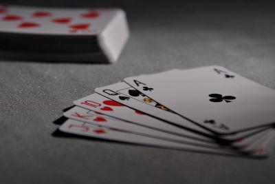 Post image for Extras / Film: How Mastering the Game of Poker Can Help Actors, Directors, and Other Media Industry Professionals