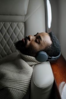 Post image for Extras: 5 TIPS FOR MAXIMIZING RELAXATION WITH THE AIRPLANE MODE CBD HERBAL BLEND